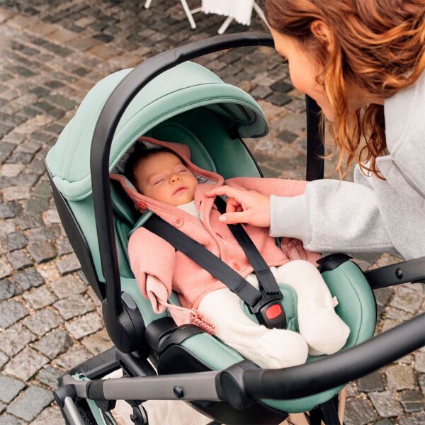 Ratini.lv | Baby Safe PRO autokrēsliņš 40-85cm krāsa Onyx Black/ LUX bilde #19