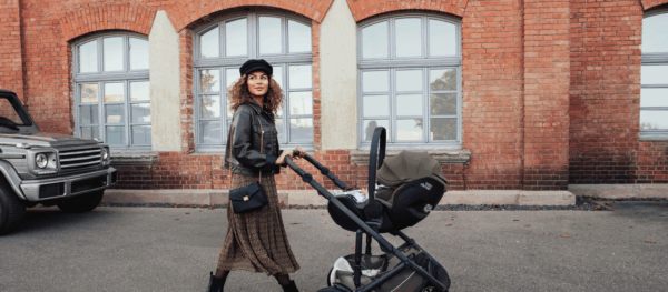 Ratini.lv | Baby Safe PRO autokrēsliņš 40-85cm krāsa Onyx Black/ LUX bilde #31
