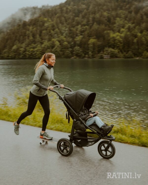 Ratini.lv | Mono 2 Sport sporta ratiņi ar AIR riteņiem krāsa Premium Grey bilde #23