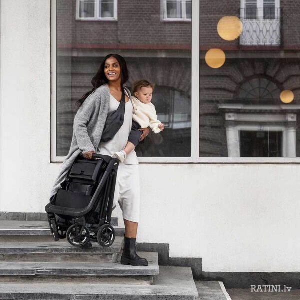 Ratini.lv | Shine bērnu ratiņi krāsa Black on Black bilde #23