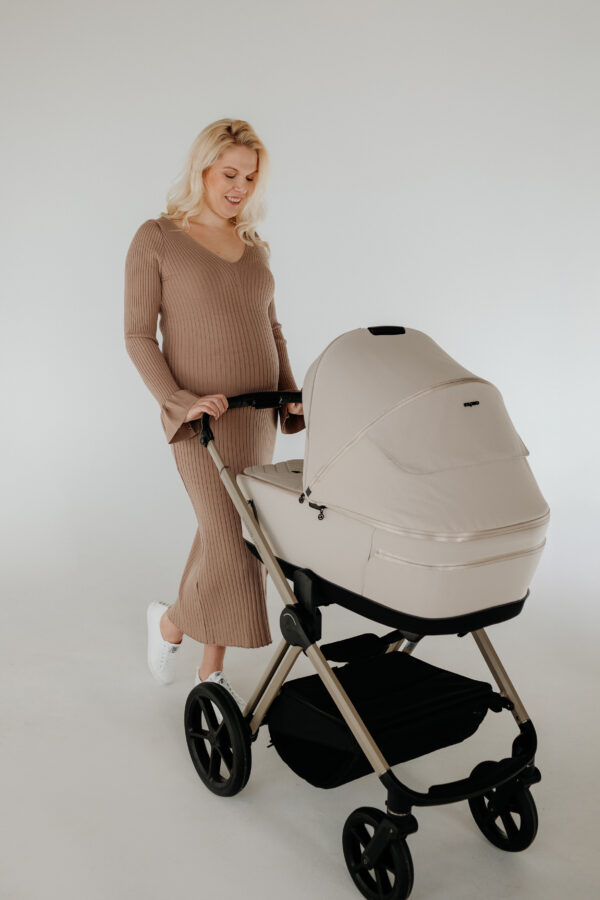 Ratini.lv | MILOO 2.0 bērnu ratu komplekts 2in1 krāsa 303 UNIQUE DOVE bilde #117