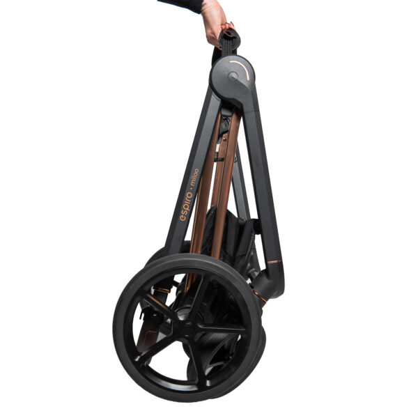 Ratini.lv | MILOO WAY 2.0 pastaigu ratiņi bērniem krāsa 310 DIAMOND BLACK bilde #19