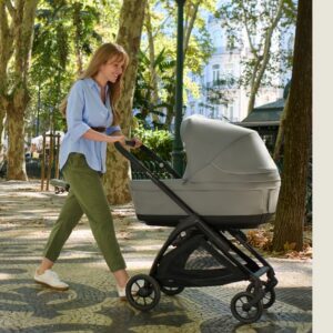 Inglesina Electa System Quattro bērnu ratu komplekts 3in1 ar autokrēsliņu Darwin Recline krāsa Murray Green