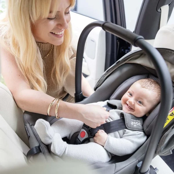 Ratini.lv | Joie Sprint autokrēsliņš 40-75cm krāsa Signature Sandstone (kopā ar Isofix) bilde #25