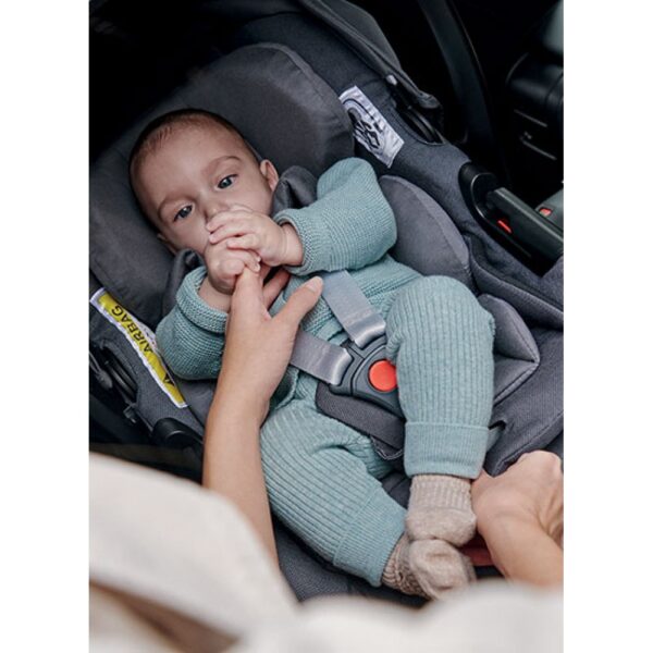 Ratini.lv | Darwin Infant 40-75cm Recline autokrēsliņš mazuļiem ar regulējamu slīpumu krāsa Battery Beige bilde #25