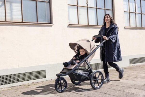 Ratini.lv | Urban Glide 3 bērnu sporta ratiņi ar magnētisku sprādzi krāsa Dark Slate bilde #25