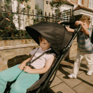 ERGOBABY Metro 3 bērnu pastaigu un ceļojumu ratiņi krāsa Onyx Black
