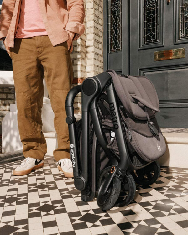 Ratini.lv | Metro 3 bērnu pastaigu un ceļojumu ratiņi krāsa Onyx Black bilde #29