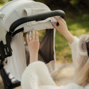 Mamoa M1 bērnu pastaigu un ceļojumu ratiņi krāsa Cotton White