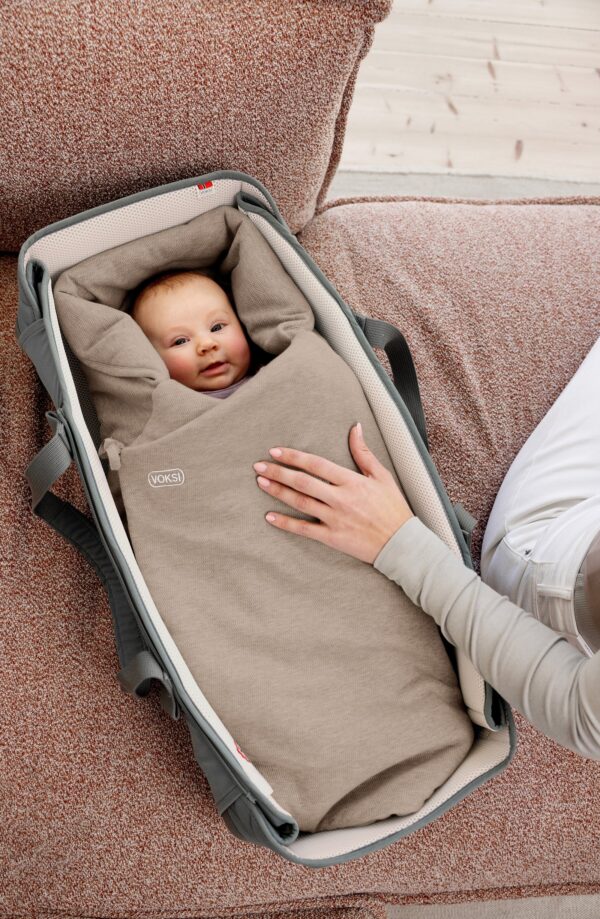 Voksi Wool Wrap mazuļu guļammaiss krāsa Walnut