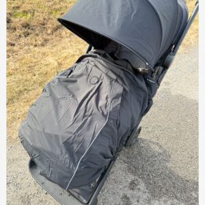 EasyGrow VARMA siltināts bērnu ratiņu kāju pārsegs krāsa Black